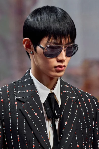Look 183